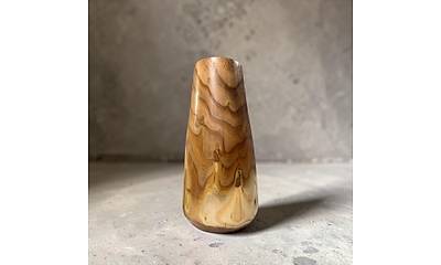 Urlu i�de a�ac�ndan vazo