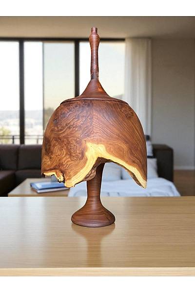 Urlu i�de a�ac�ndan kase