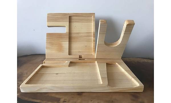 Masa�st� Stand - wooden organizer