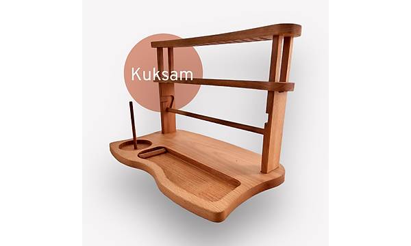 Elite T�� Stand�