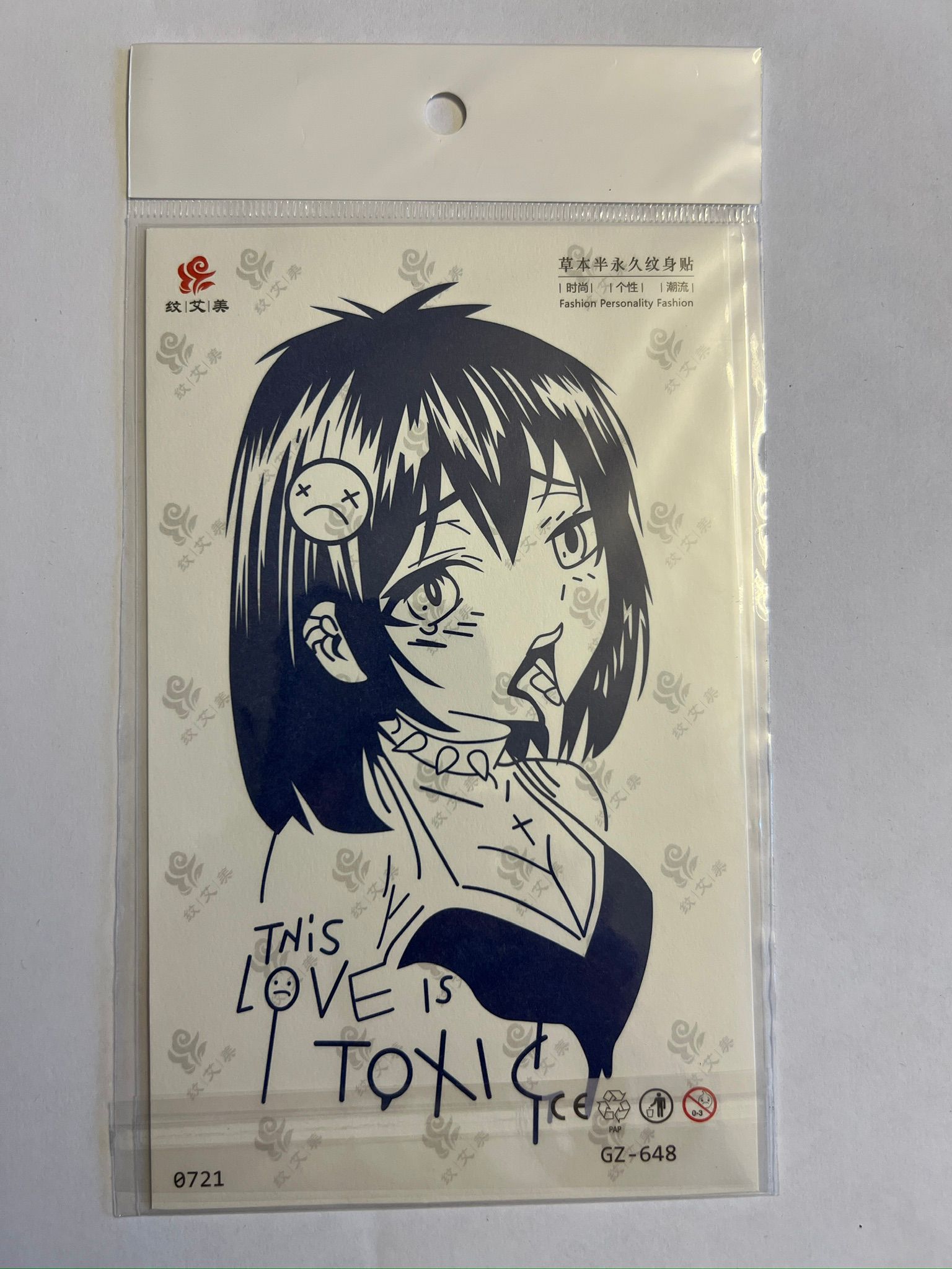 Anime Kız Kafa 18x11 cm   1 Aylık Yarı Kalıcı Yapıştırma Geçici Dövme