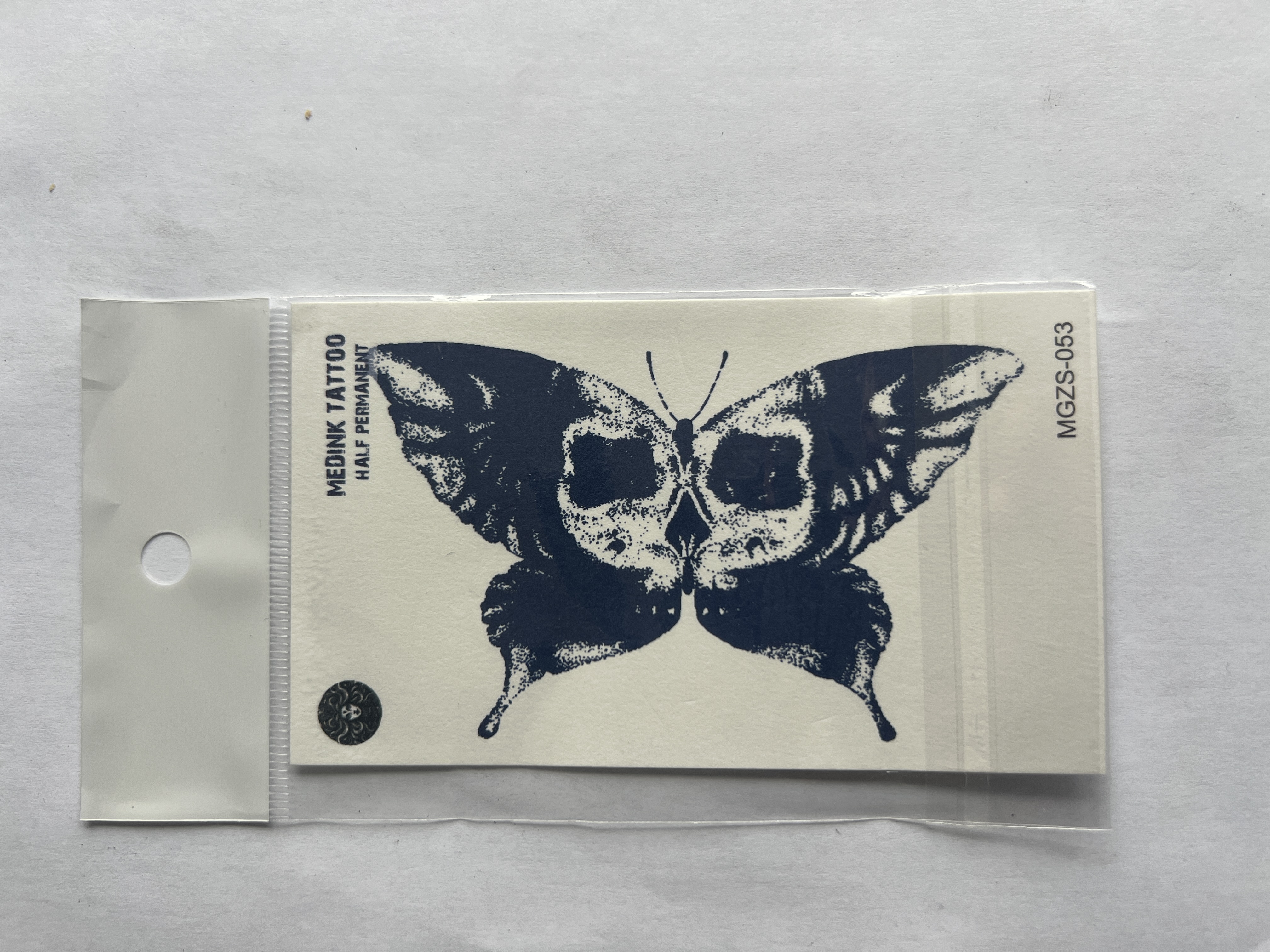 Kelebek Minimal 11x8 cm Yarı Kalıcı Geçici Dövme Yapıştırma Dövme