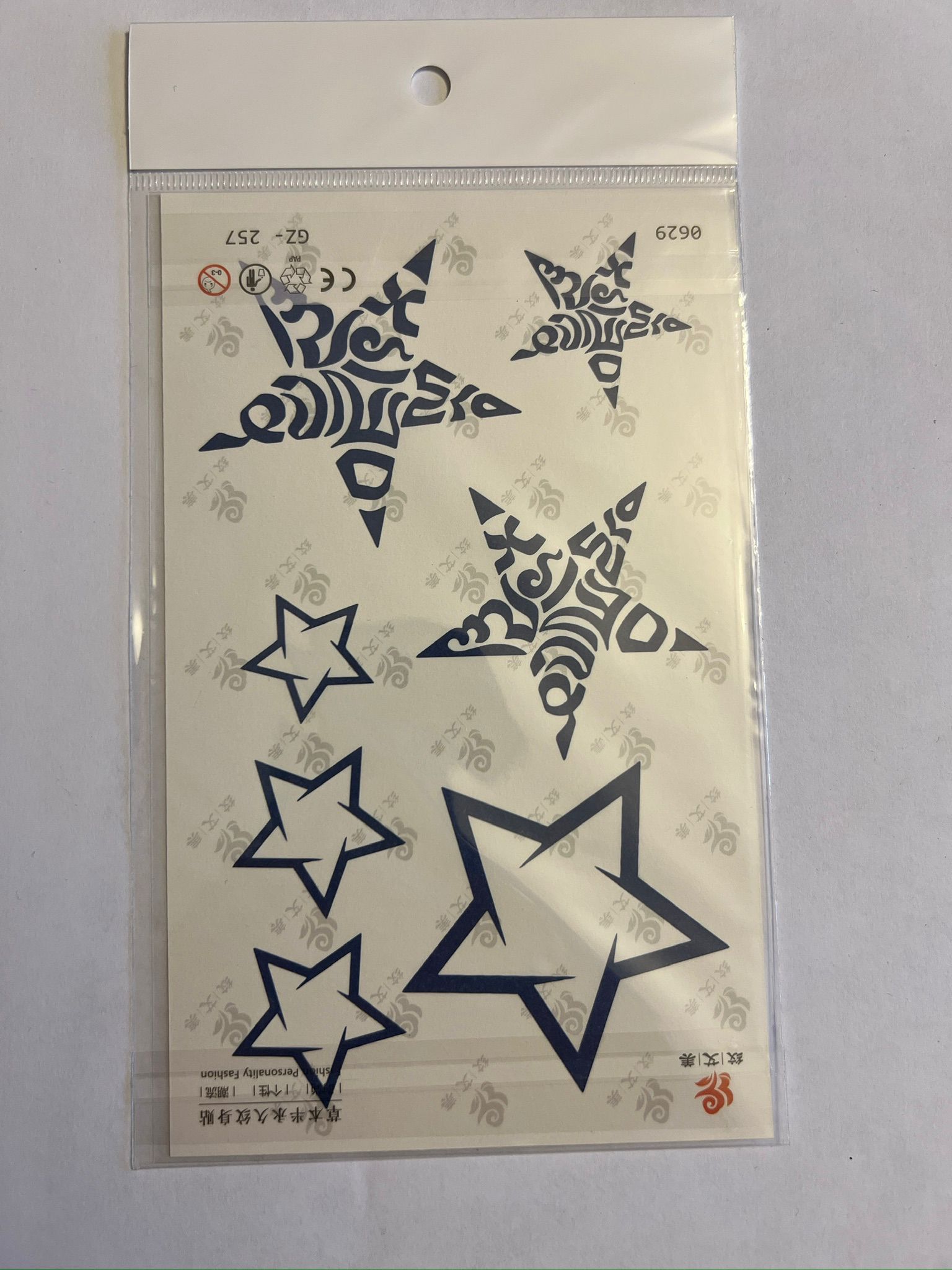 Yıldızlar Kafa 18x11 cm   1 Aylık Yarı Kalıcı Yapıştırma Geçici Dövme