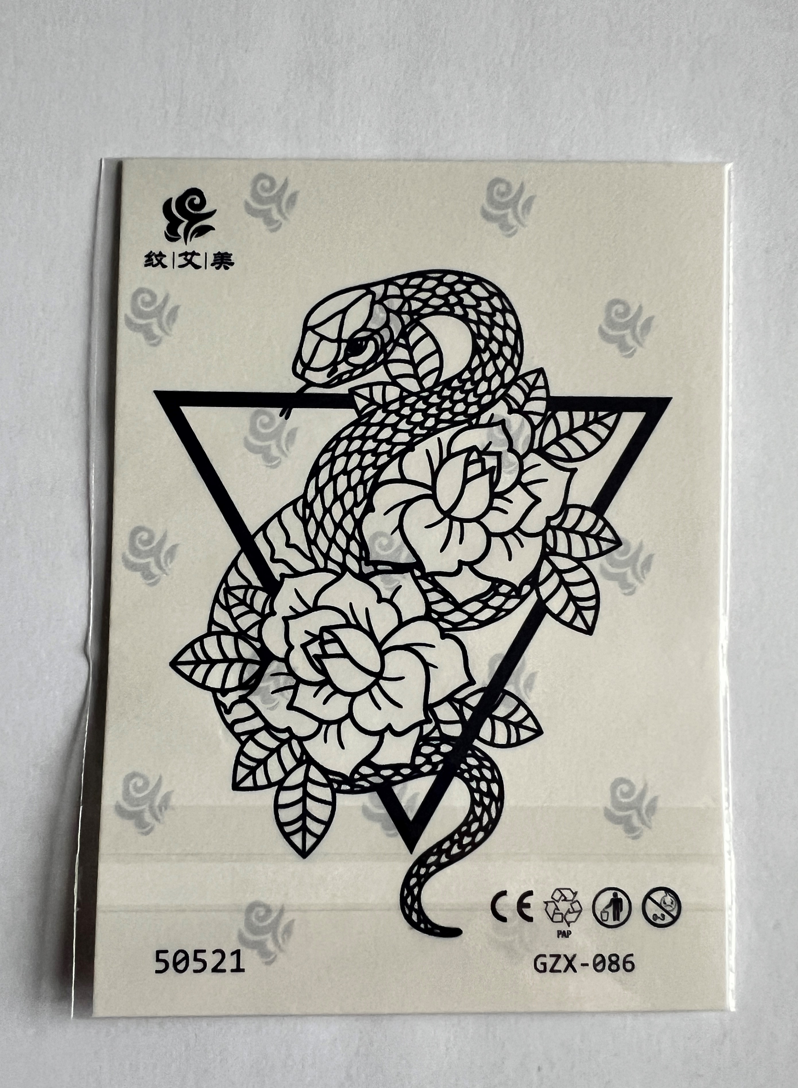 Gül Yılan Yarı Kalıcı Geçici Dövme Sonradan Kararan 1 Aylık Dövme 11x8 cm
