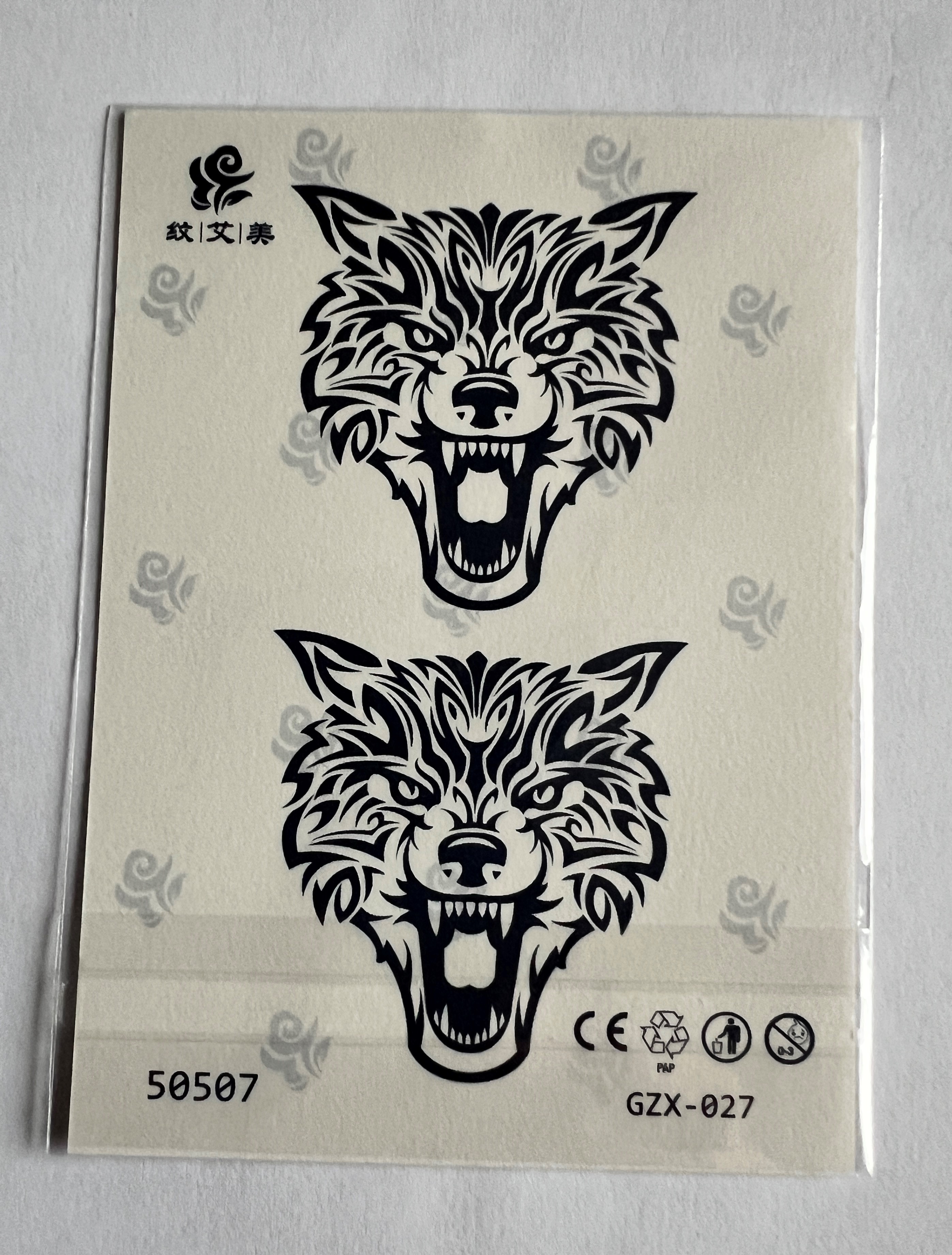 Kurtlar Yarı Kalıcı Geçici Dövme Sonradan Kararan 1 Aylık Dövme 11x8 cm