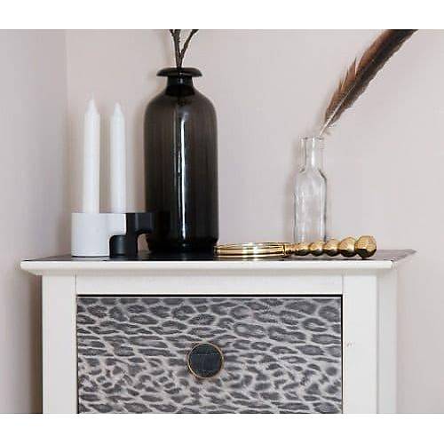 D-c-fix 303-0100 Gri Kadife Doku Leopar Desen Yapkanl Folyo (45cm x 1mt)
