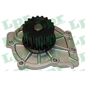 VOLVO V50 SU POMPASI DEV�RDA�M