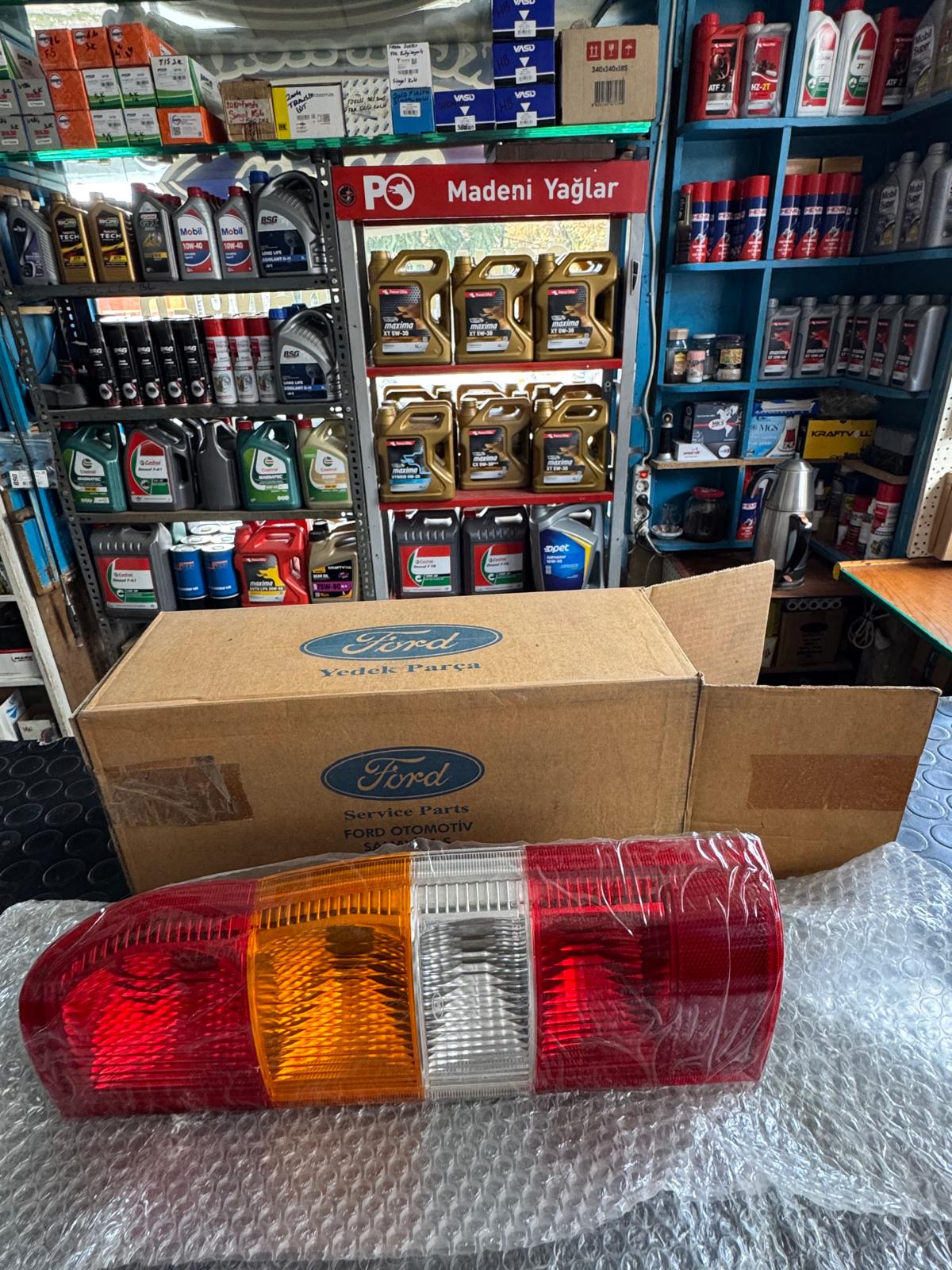 FORD TRANSİT V184 STOP LAMBASI : DUYSUZ SAĞ 2001-2006