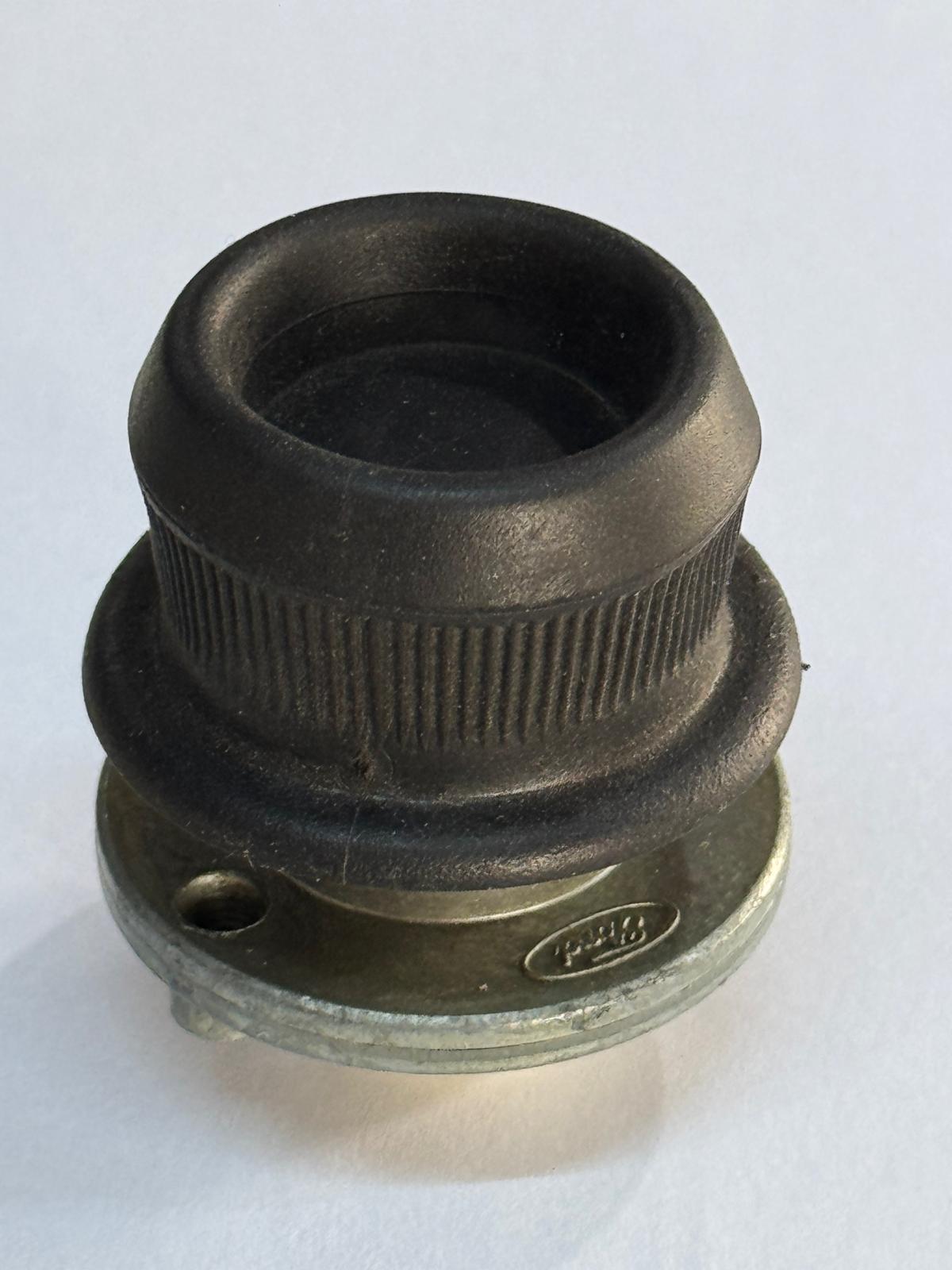 Ford Taunus Torpido Kilit Tutacağı KOmple 1980-1990