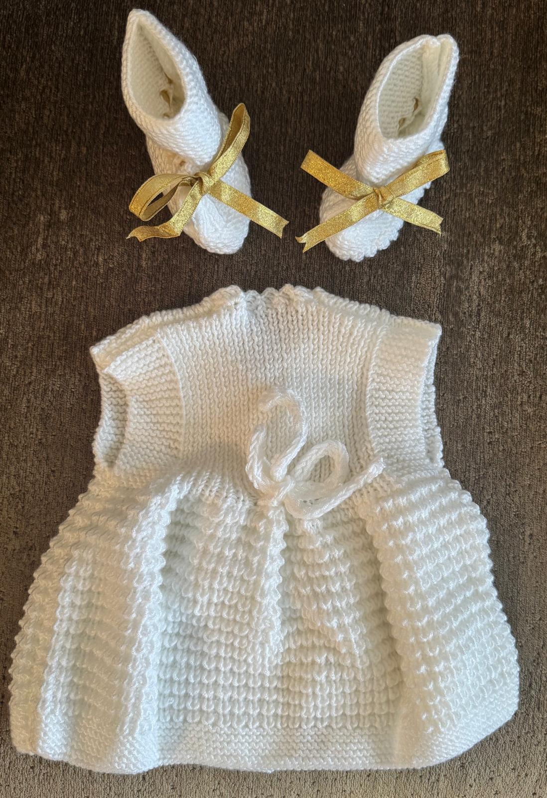 El Örgüsü Bebek Yelek+Patik O - 9 Aylik
