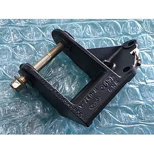 FORD MONDEO 1996-1999 TRAVERS TAKOZU:�ANZUMAN �ST ( BA�LANTI AYA�I,BRAKET�)