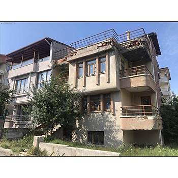 Sahibinden havaalan yolu zeri 3katl,7oda 2salon konut