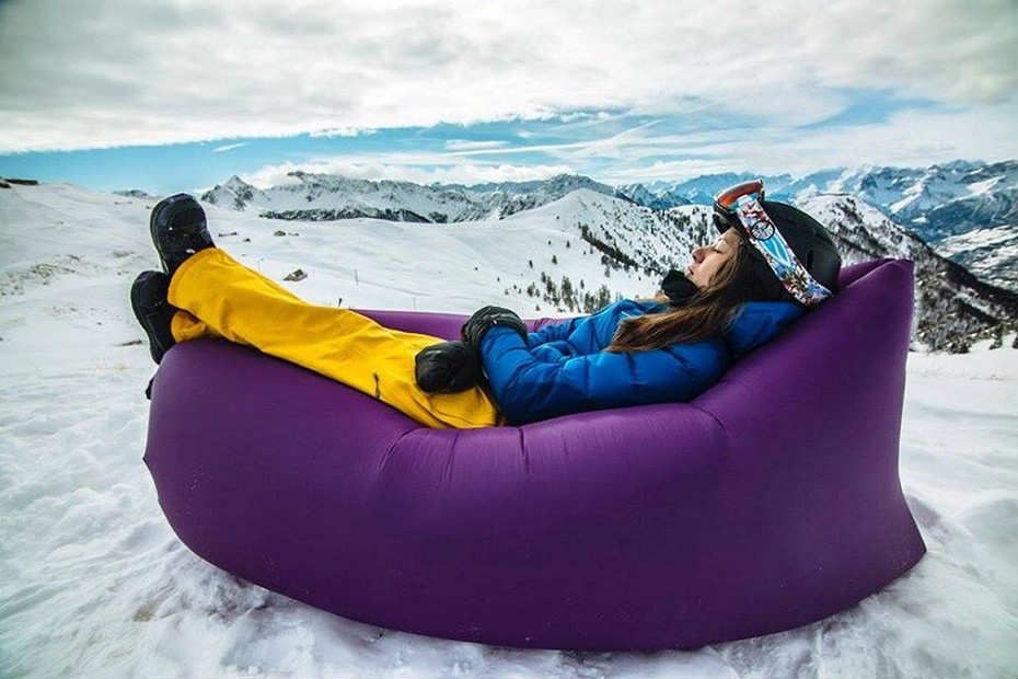 Hangout Laybag Sofa Hava ile dolan şişme yatak