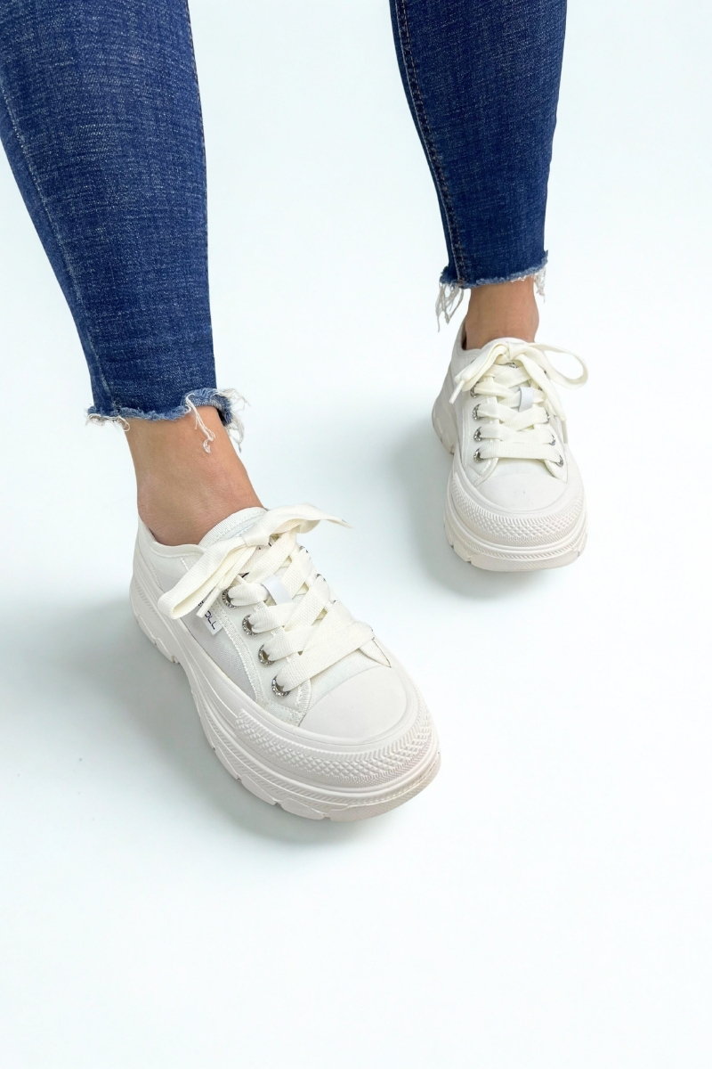 Beyaz Transparan Kadın Sneaker EW2012