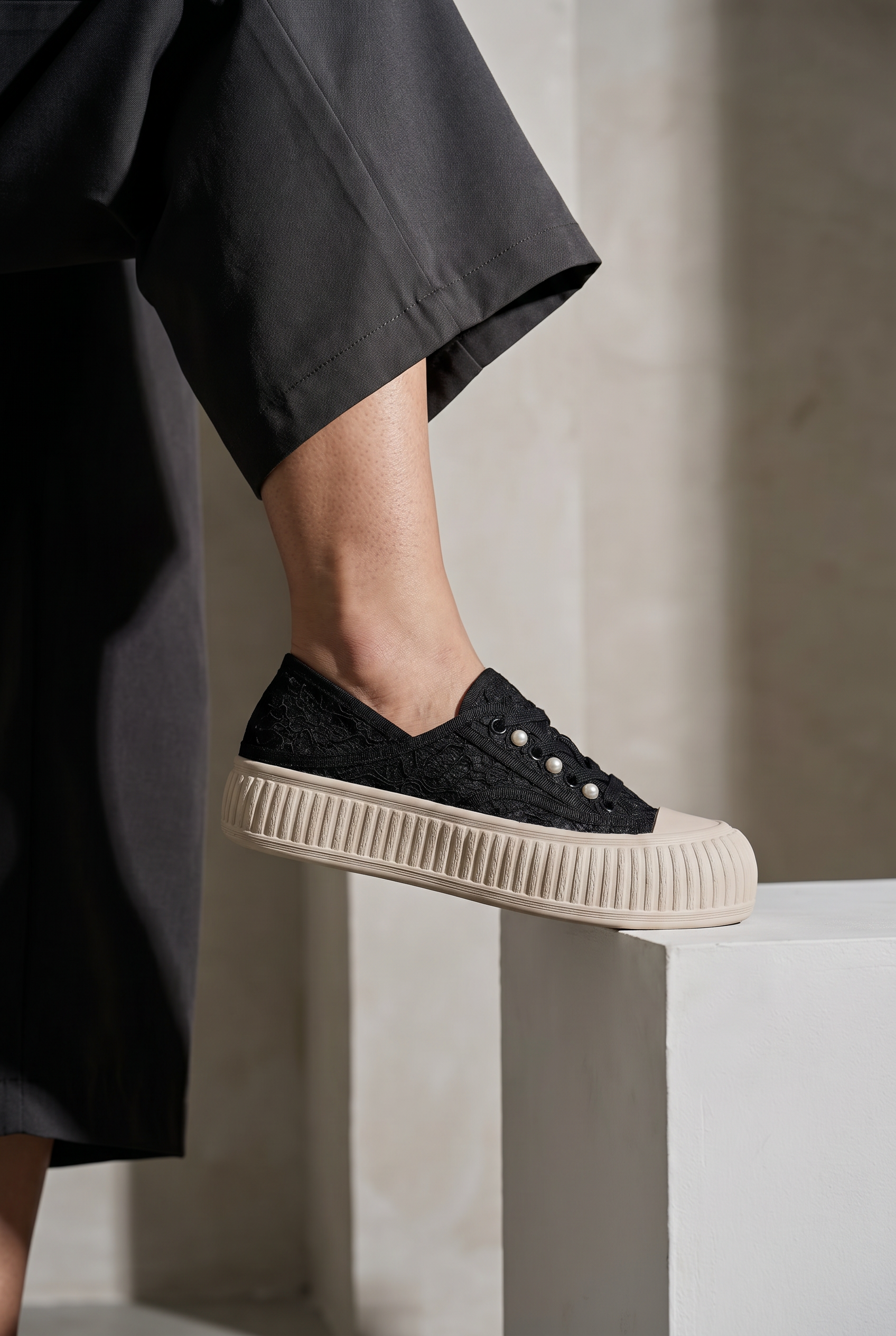 Siyah Dantel Kadın Sneaker EW1022