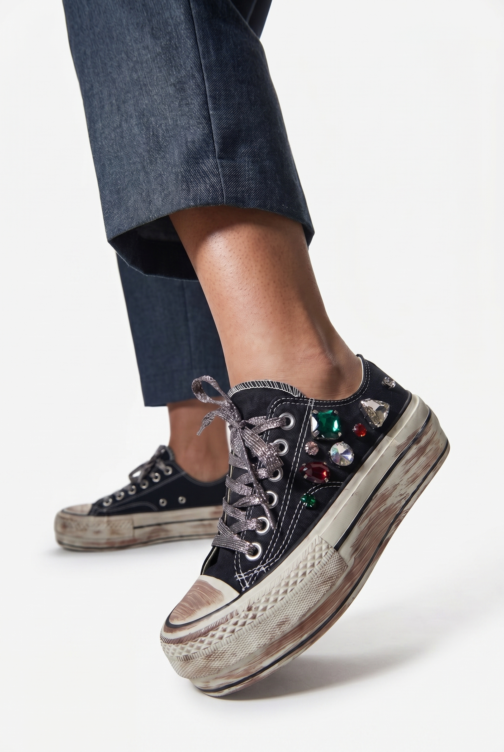 Siyah Taşlı Kadın Sneaker EW1025