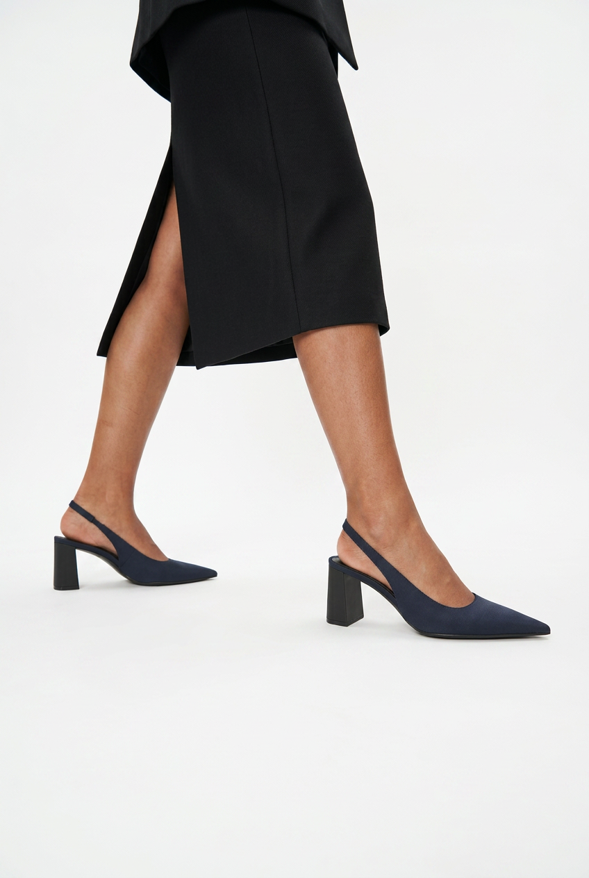 Siyah Arkası Açık Kalın Topuklu Stiletto F505