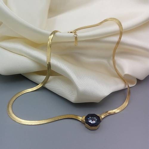 elik talyan Yass Zirkon Tek Tal Kolye