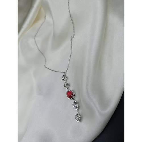 K�rm�z� Olips / Zirkon Ta�l� Y Model �elik Kolye