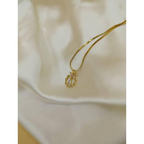 Zirkon Ta�l� Damla Kelebek Model �elik �talyan Yass� Kolye