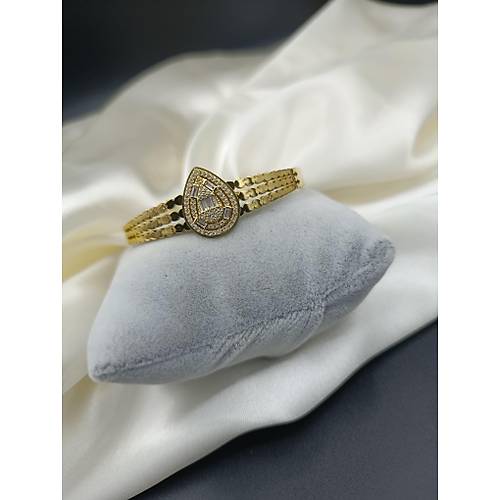 Zirkon Baget Ta�l� Sultan Model �elik Kelep�e Bileklik