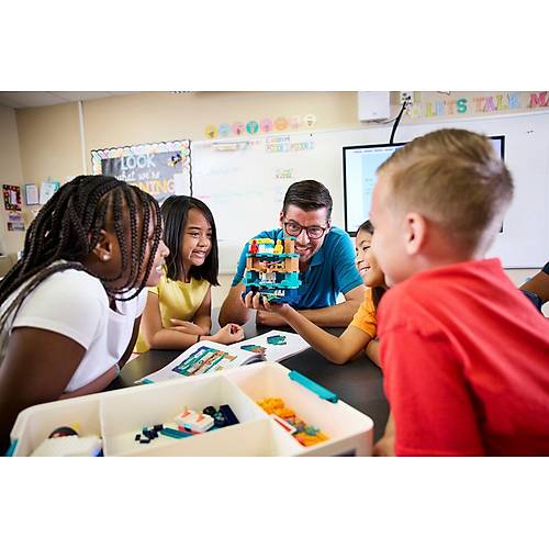 LEGO� Education Fen Bilimleri Seti 8+