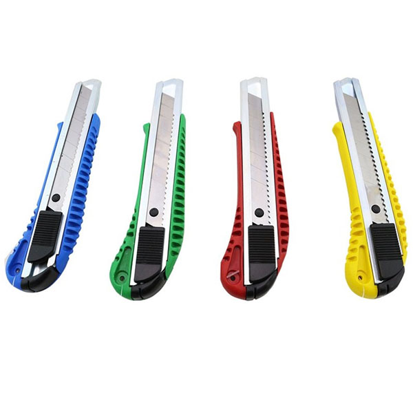 Bion Maket Bıçağı Metal Yataklı No:18 9312 (24 LÜ )