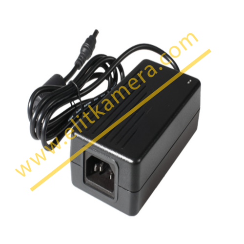 Adapt�r 12 Volt 3 Amper