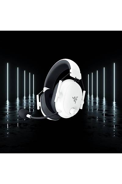 Razer Blackshark V2 X - Beyaz Premium Espor Oyun Kulakl��� (50mm S�r�c�l� Kablolu Kulakl�k, PC, Mac, PS4, Xbox One ve Switch i�in G�r�lt� Engelleme) Beyaz