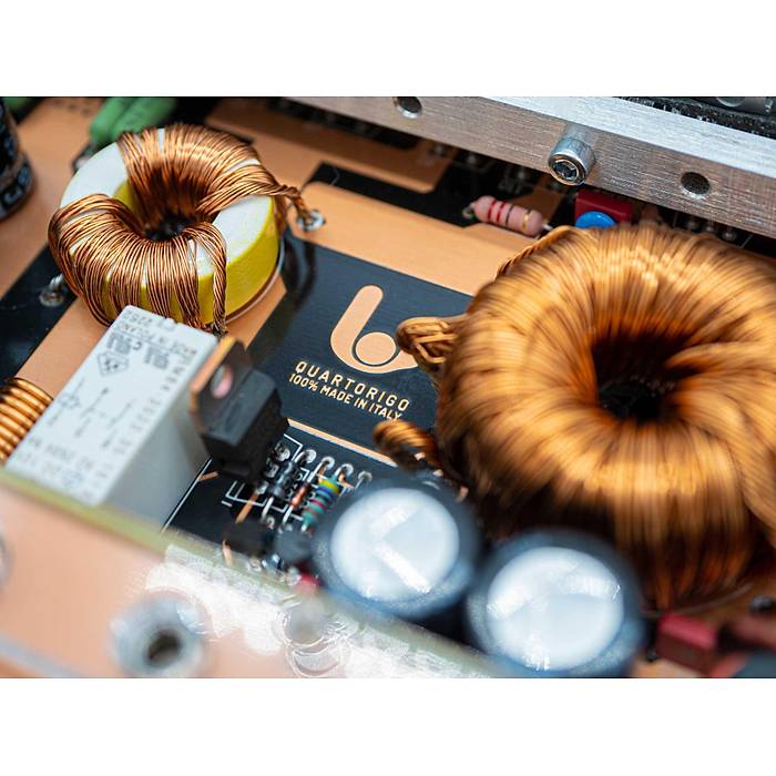 Quartorigo 25. Y�l Limited Edition A-Class Amplifikat�r | Alt�n Kaplama | SPLHIFI