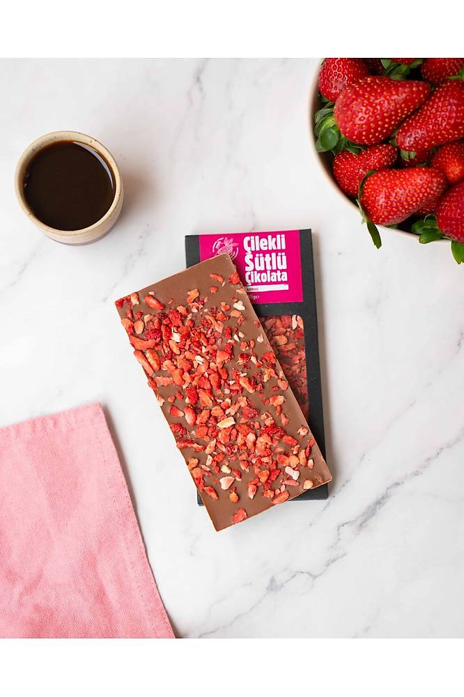 % 50 Kakao Çilekli Sütlü Çikolata 85 g