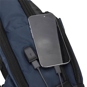 Plm Livorno-Usb Lacivert 15.6 �n� Notebook S�rt �antas�