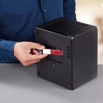 WD Red SN700 WDS100T1R0C 1TB 3430/3000 SERVER ve NAS i�in Enterprise Gen3 NVMe PCIe M.2 2280 SSD
