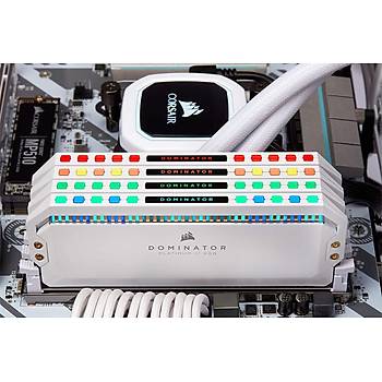 Corsair CMT16GX4M2C3600C18W 16GB (2X8GB) DDR4 3600MHz CL18 Dominator Platinum RGB Soutuculu Siyah DIMM Bellek Ram