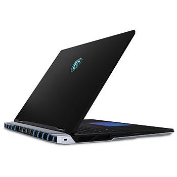 MSI Titan 18 HX AI A2XWJG-620TR Ultra 9 285HX 64 GB 6 TB SSD RTX5090 18