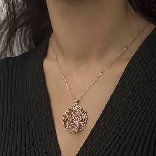 Gm Rose Geometrik Desenli Madalyon Kolye
