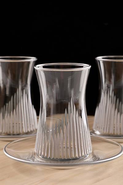 12 Parça Gümüşlü Kristalize Kesme Sanatı Çay Bardağı Seti (şk)
