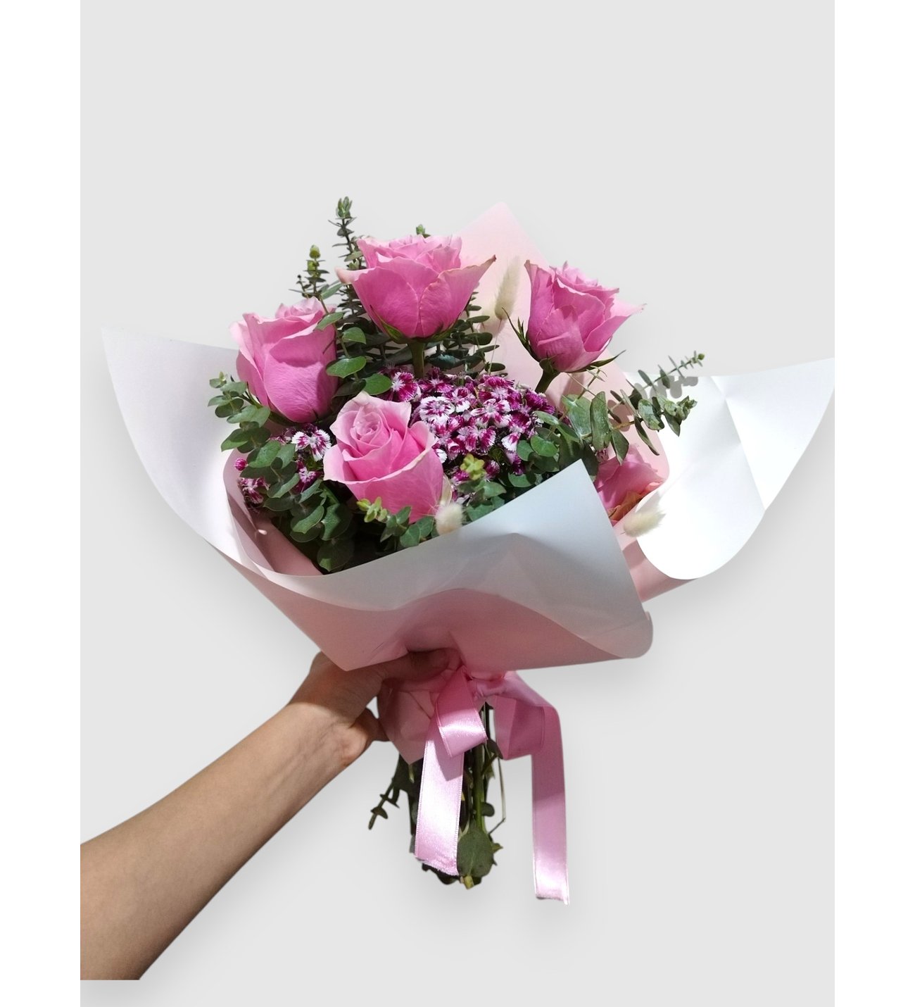 BITKI TASARIMI Pembe Bukette 5 Pembe Gül ve Hüsnüyusuflar