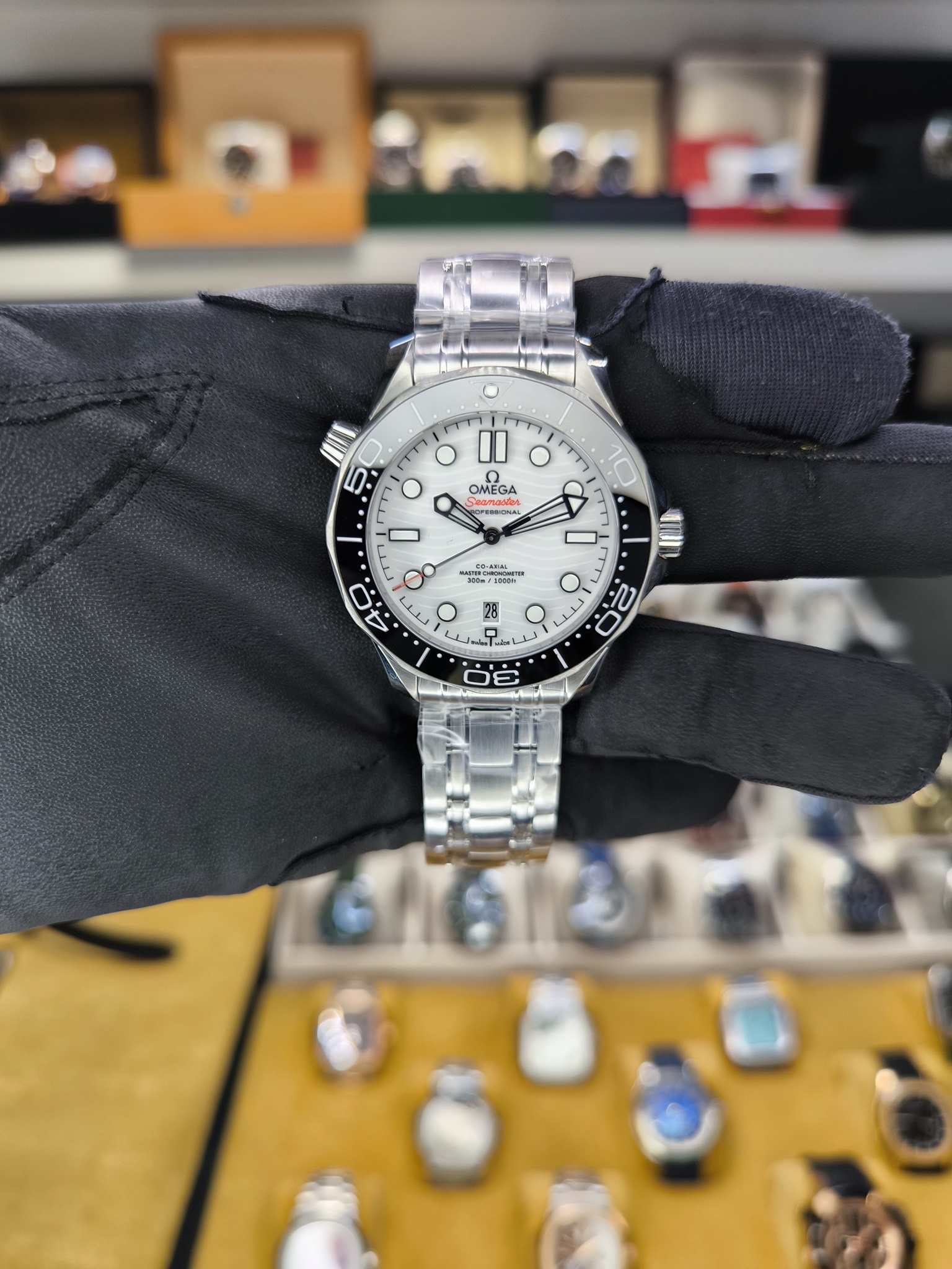 Omega Seamaster Diver 300M 42 Mm 21030422001001 Eta Saat