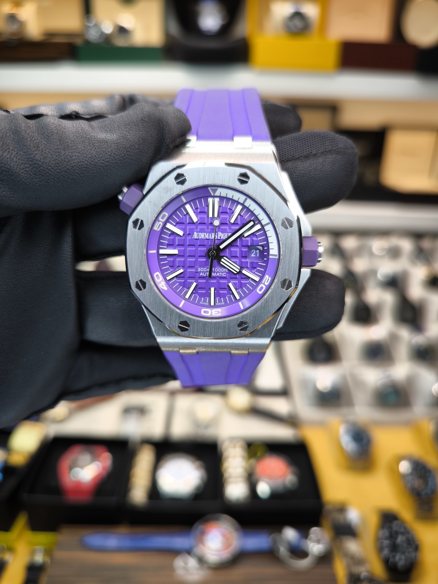 ROYAL OAK OFFSHORE DIVER AUTOMATIC PURPLE ETA SAAT