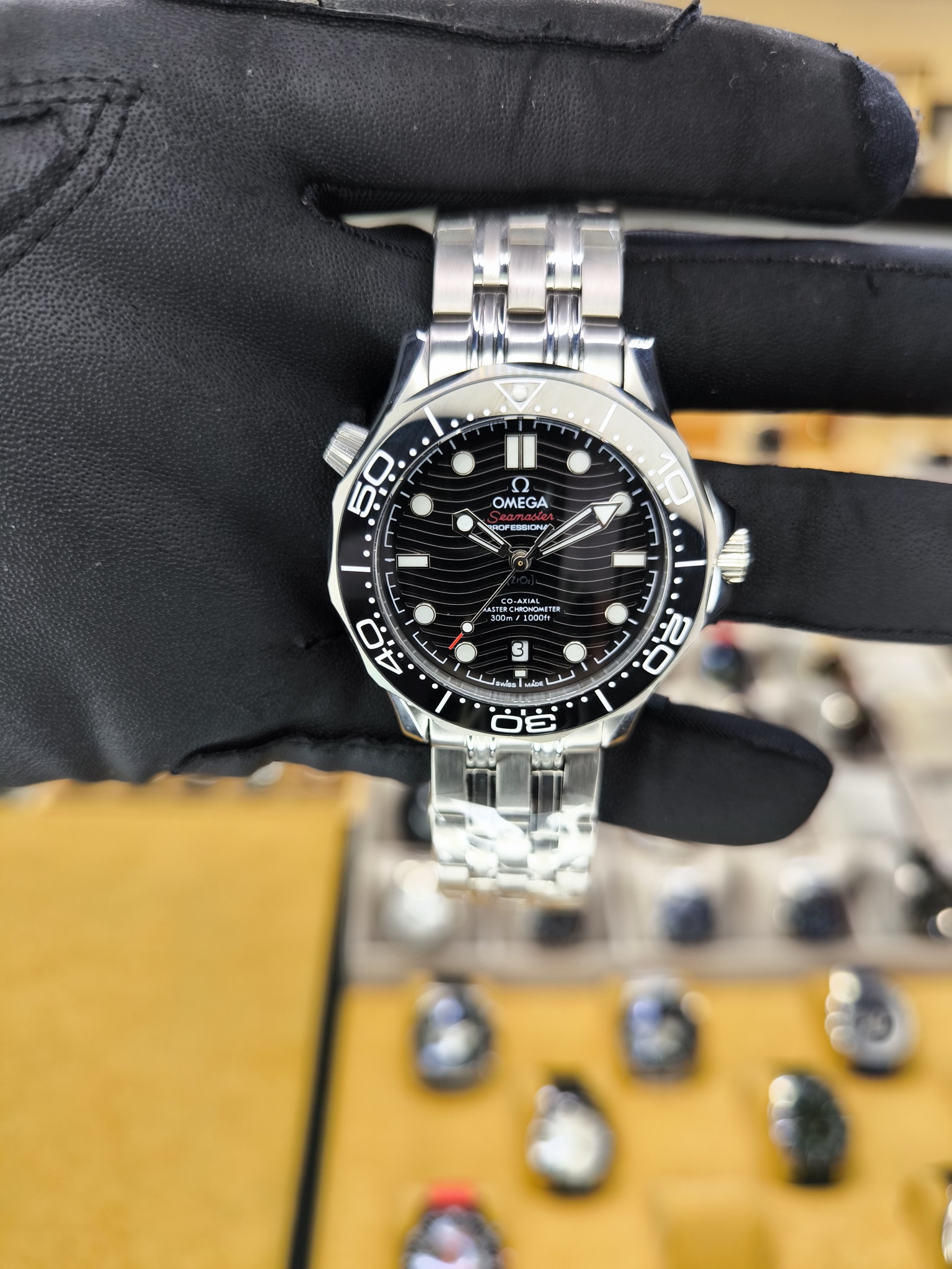 DIVER 300M CO-AXIAL MASTER CHRONOMETER