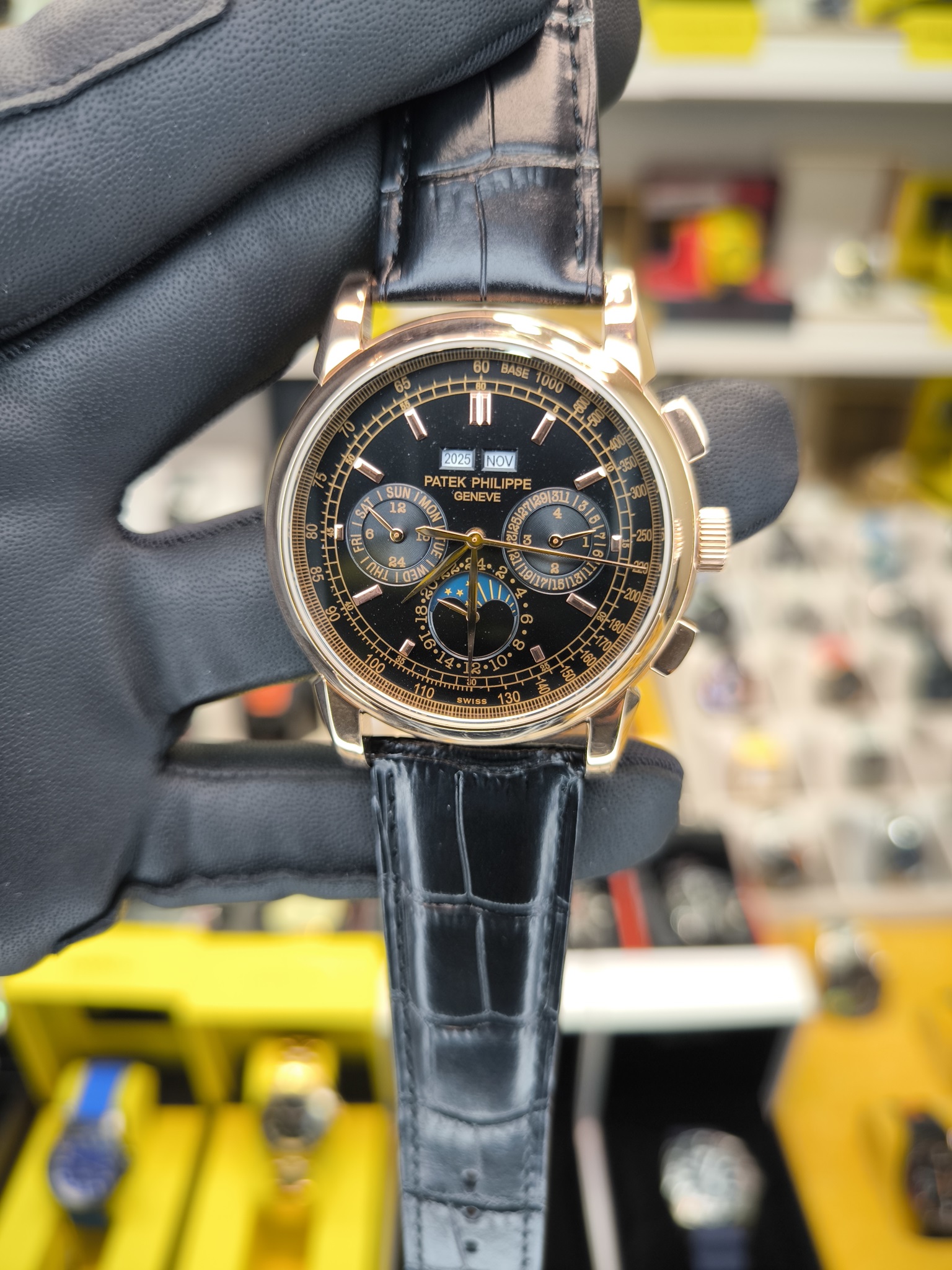 GRAND COMPLICATIONS