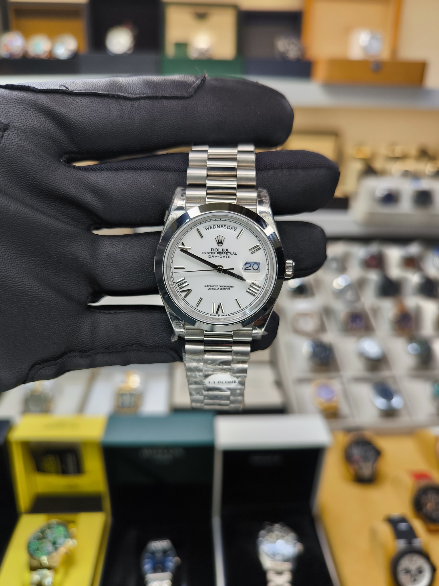 ROLEX Day-Date 40mm  Smooth Basel 228206 ETA SAAT