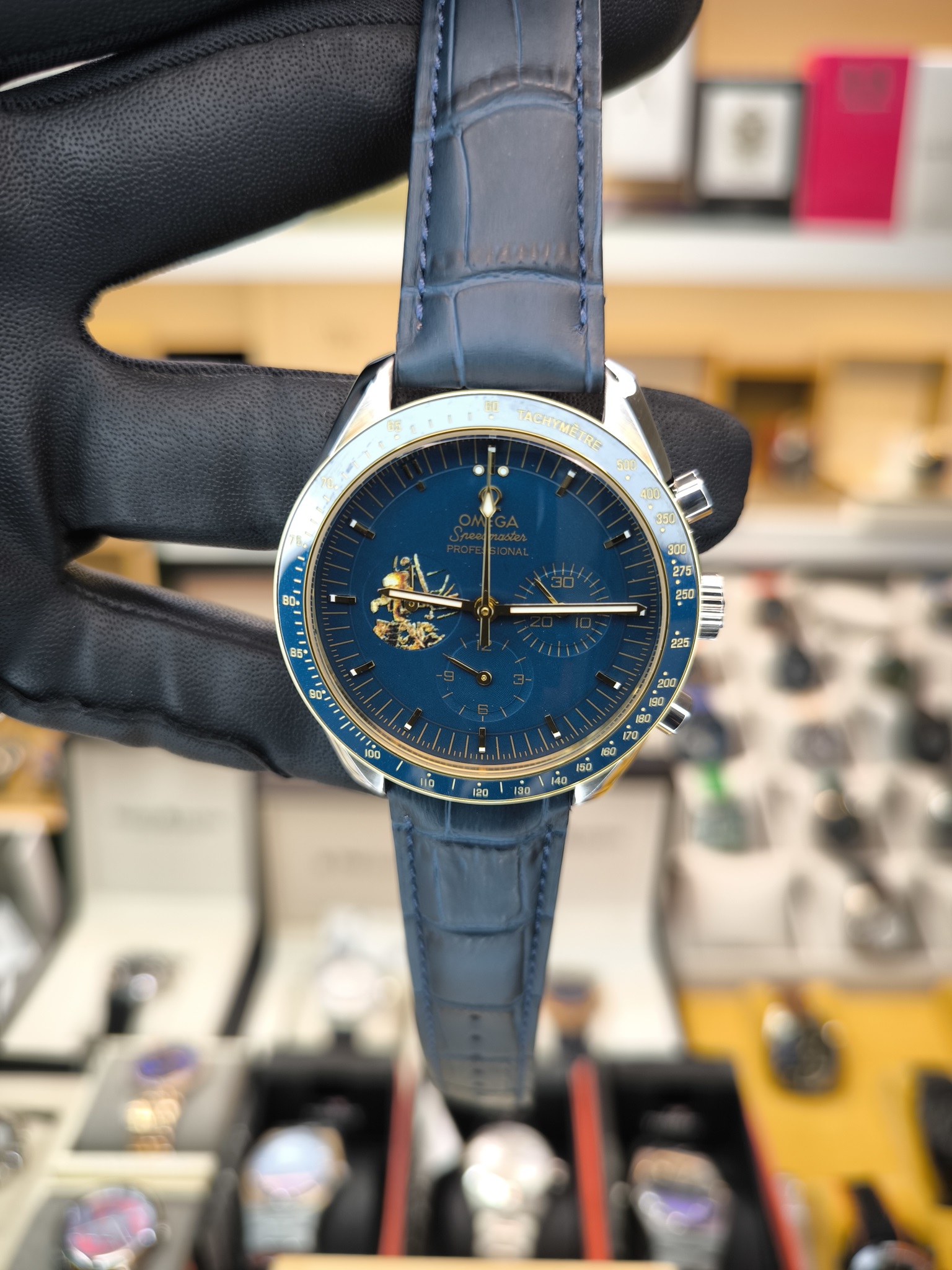 MOONWATCH PROFESSIONAL APOLLO 11 50TH ANNIVERSARY CHRONOGRAPH