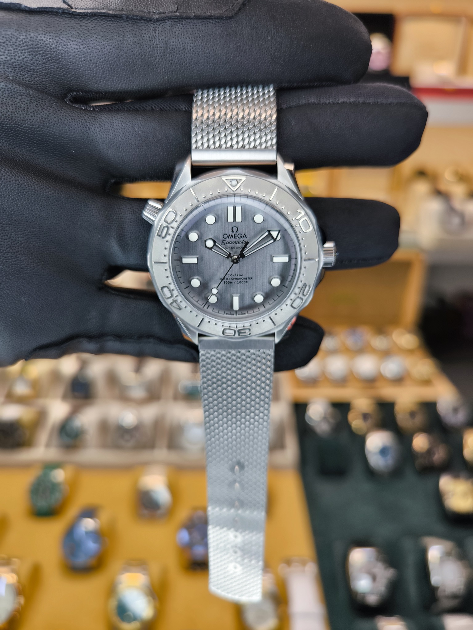 OMEGA Seamaster Diver 300M 42 mm 210.30.42.20.06.002 ETA SAAT