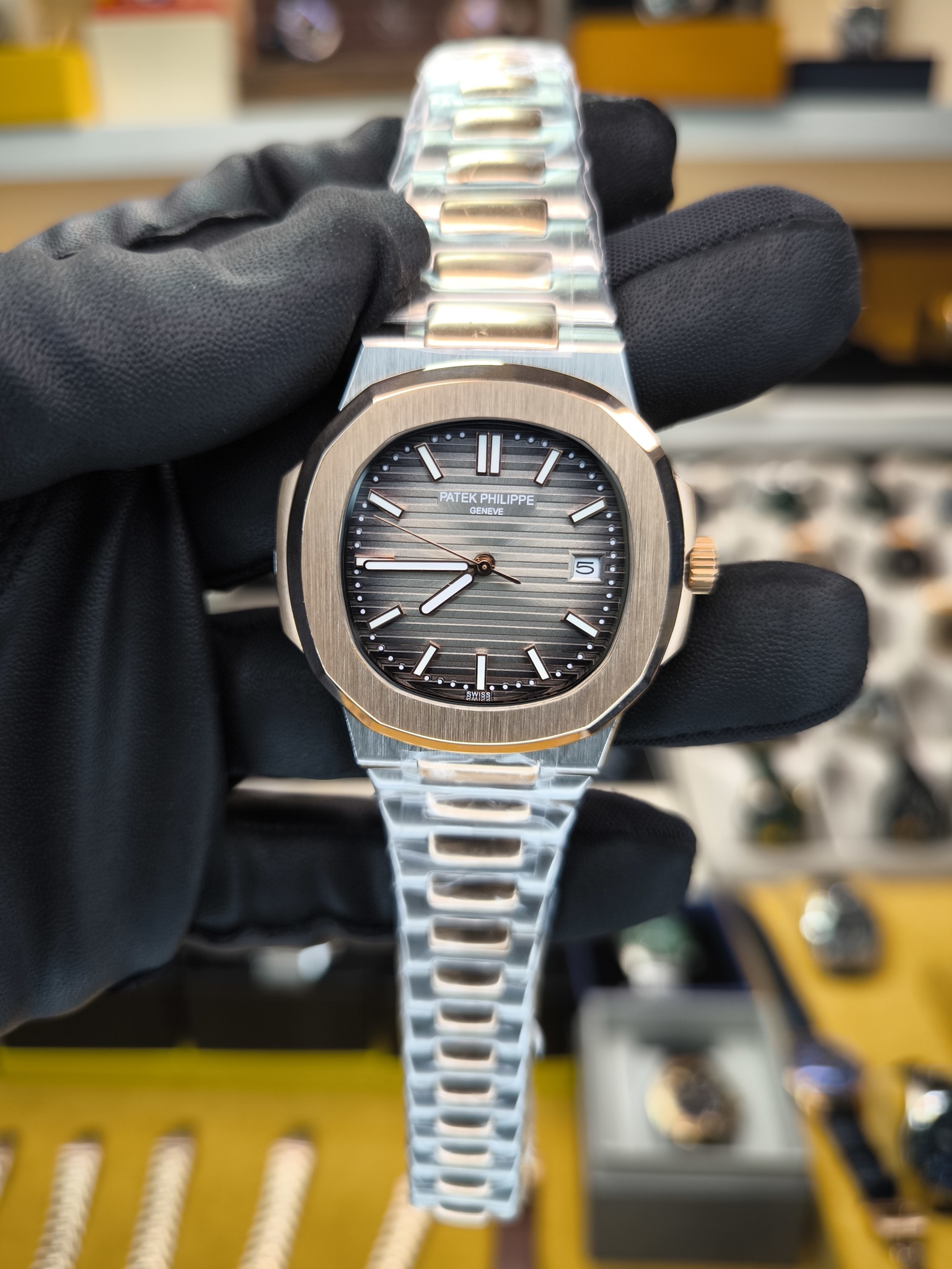 NAUTILUS 5711 OTOMATİK REPLİKA SAAT
