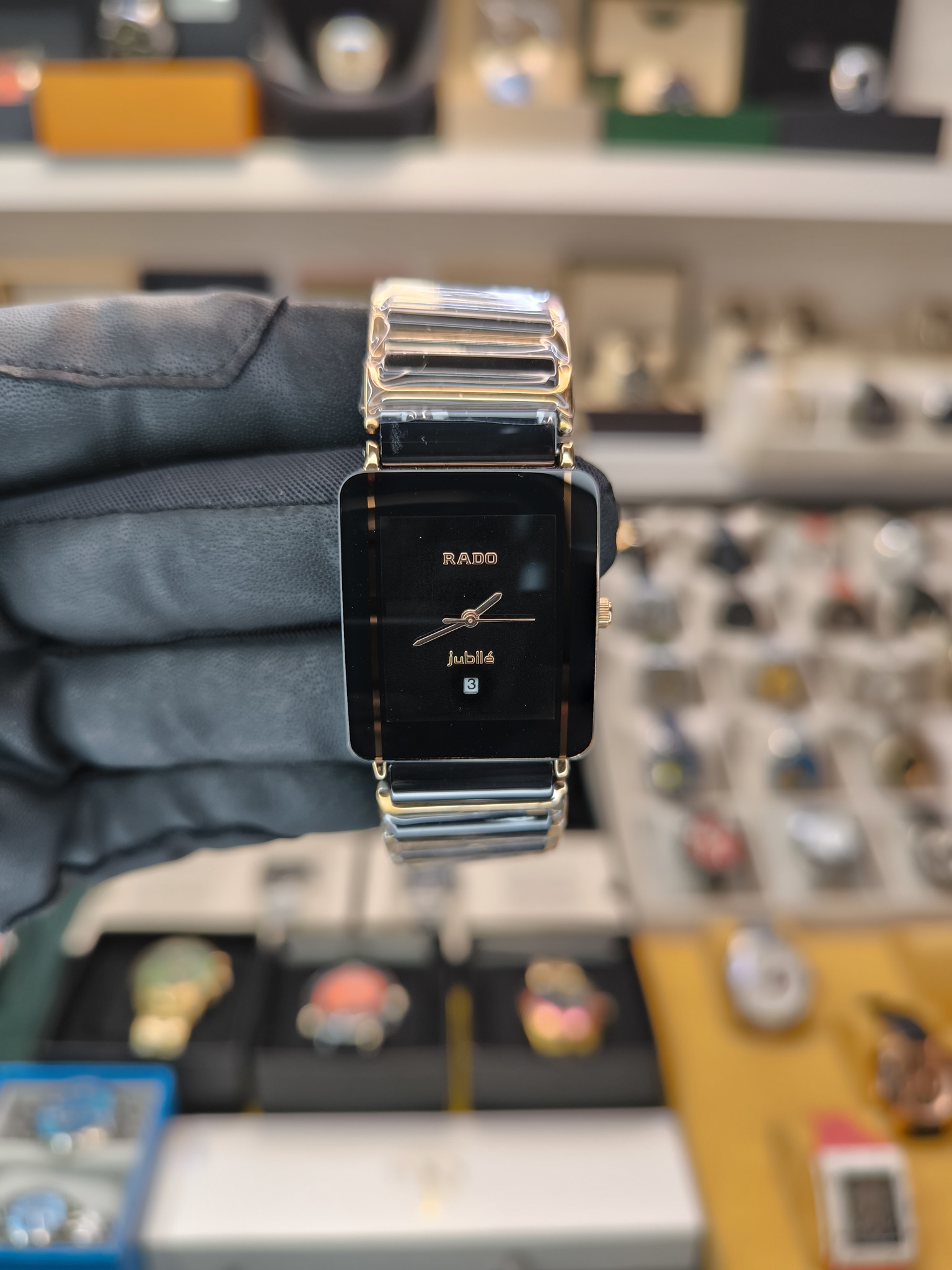 RADO JUBILE SERAMİK REPLİKA KADIN SAATİ