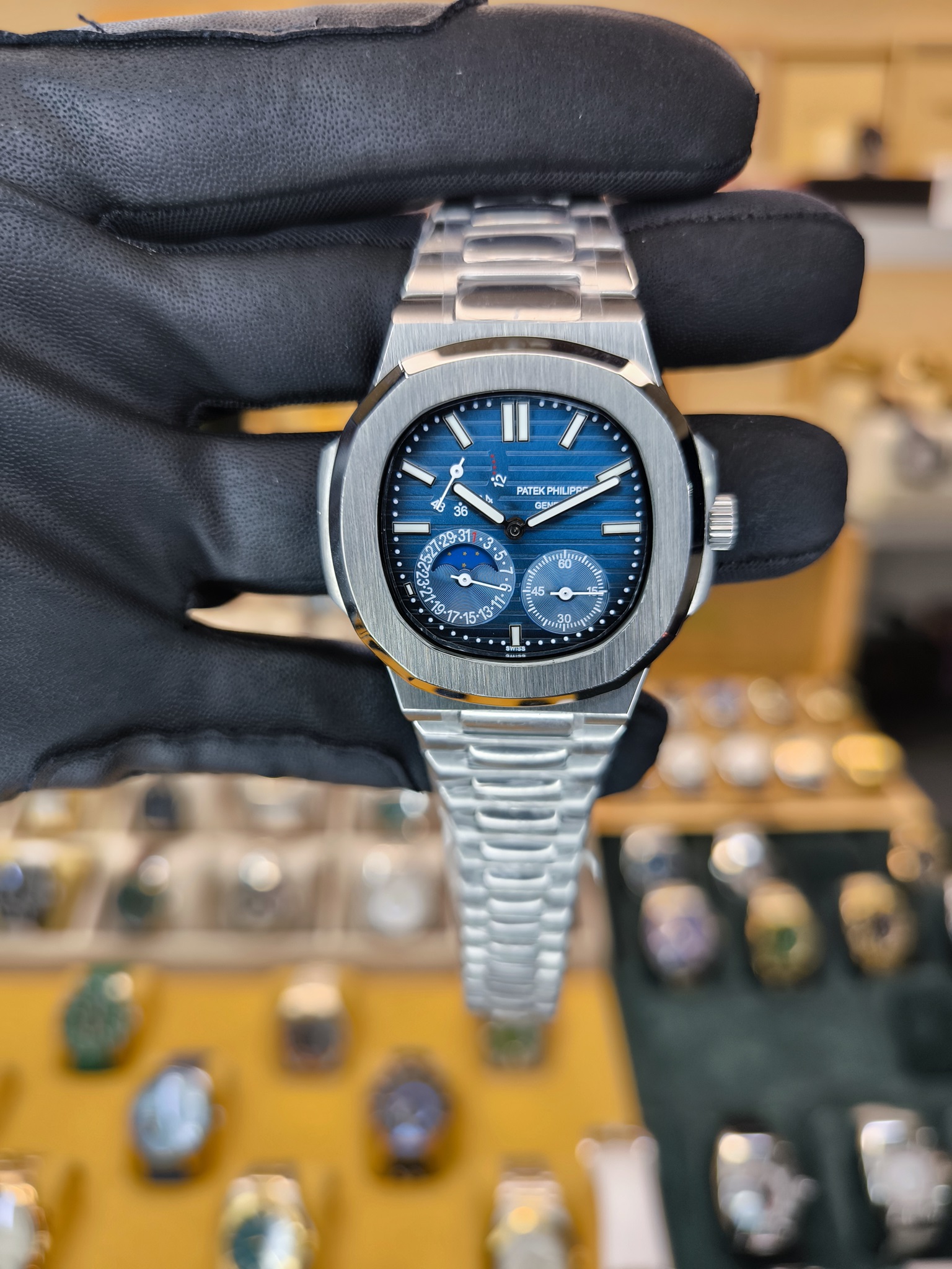 NAUTILUS 5712