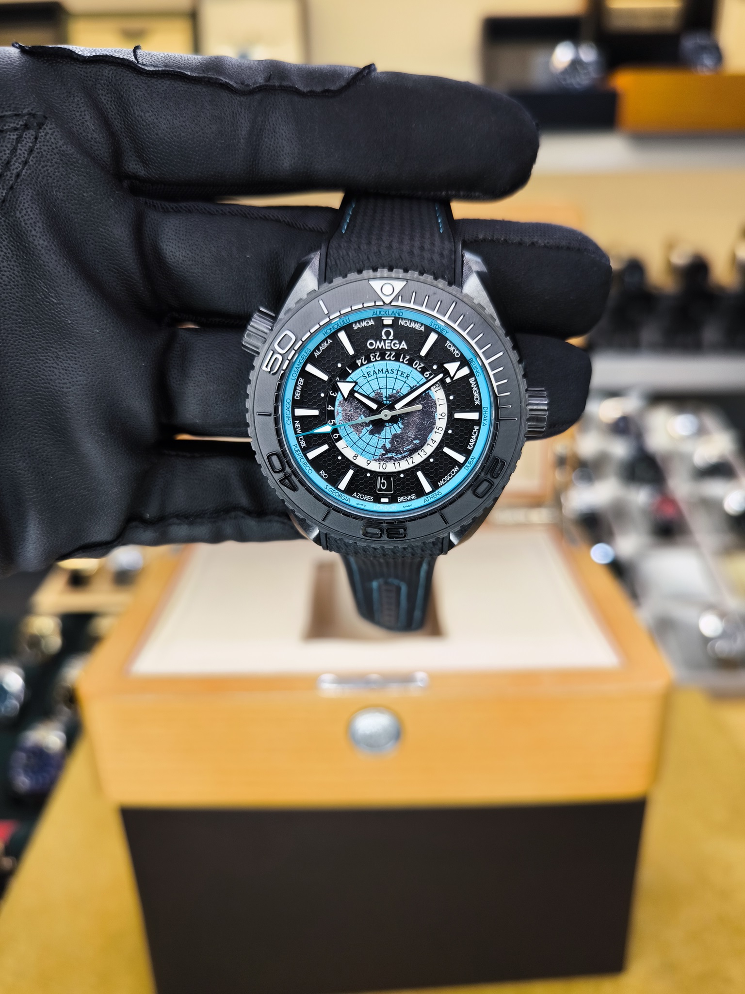 SEAMASTER PLANET OCEAN 600M 215.92.46.22.01.006 ETA SAAT