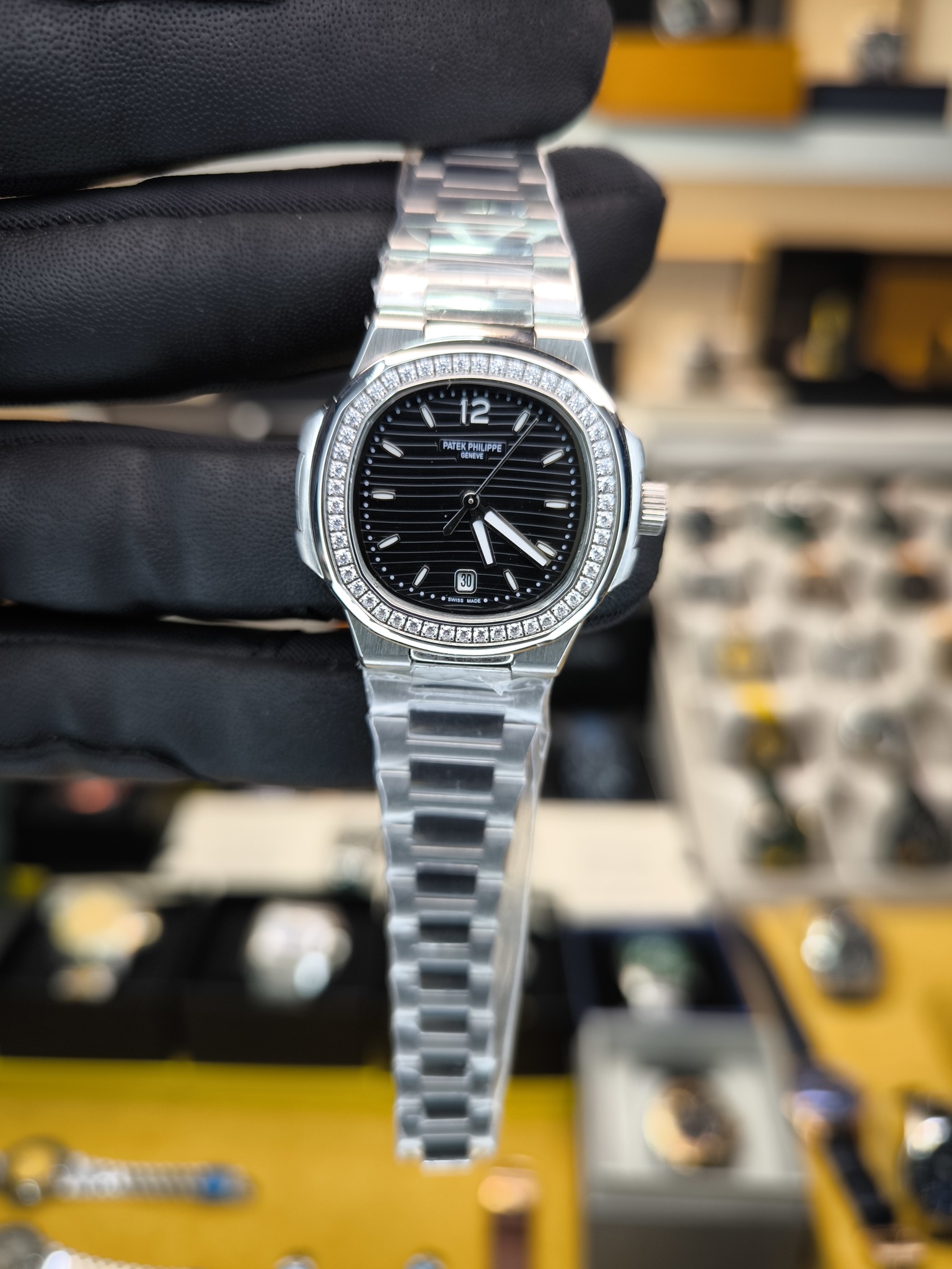 NAUTILUS 5718 KADIN REPLİKA SAAT